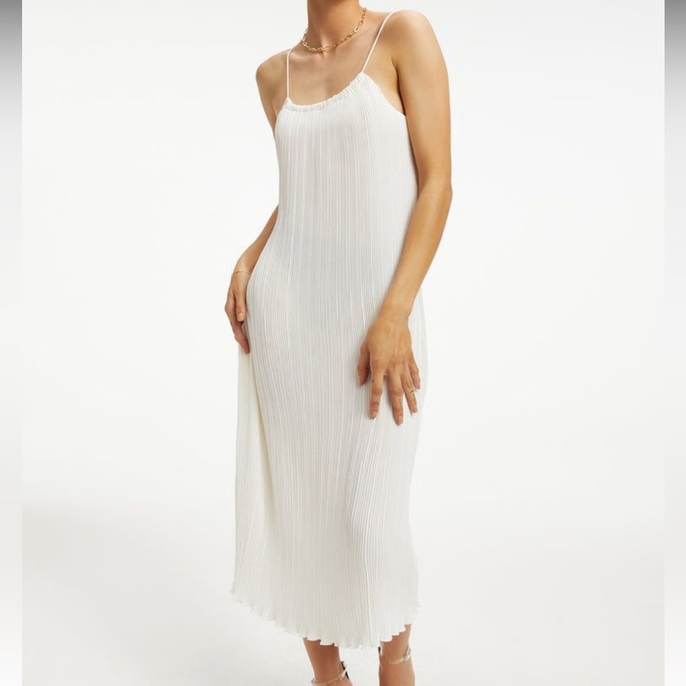 Good American Always Fits Plissé Slip Dress